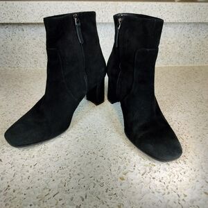 Barneys New York Black Womens Suede Zip Ankle Bootie EU 38 US 7.5 Made‎ in Italy